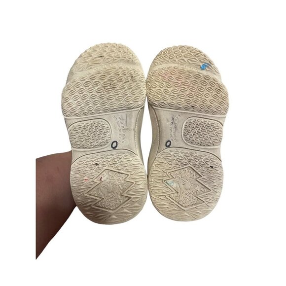 Nike LeBron Athletic Shoe little boys  9c red and black athletic tennis shoes - Picture 6 of 8